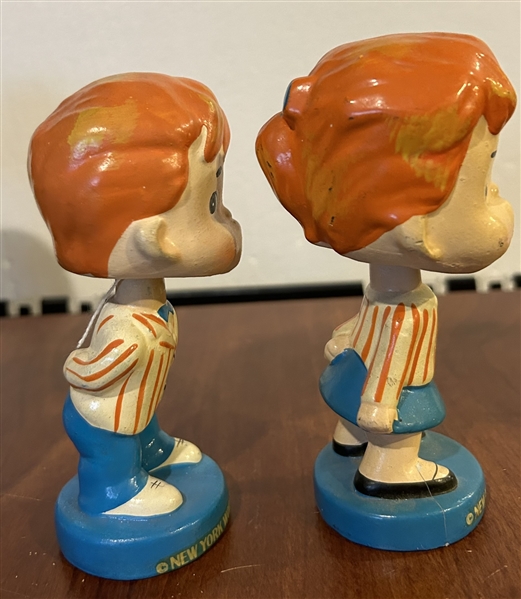 VINTAGE 1964-65 NEW YORK WORLD'S FAIR KISSING BOBBING HEADS