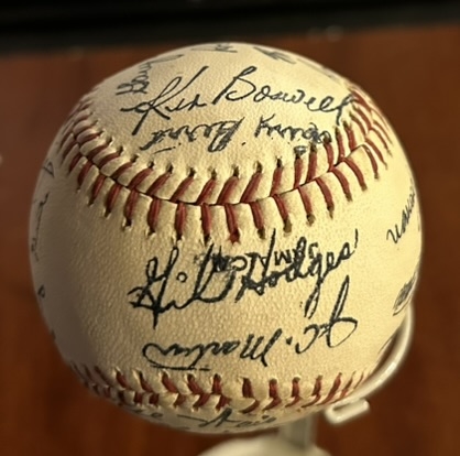 1969 NEW YORK METS FACSIMILE SIGNED BASEBALL- CHAMPIONSHIP SEASON