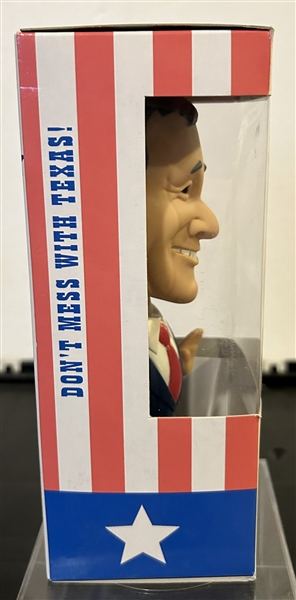 PRESIDENT GEORGE W. BUSH BOBBING HEAD w/BOX