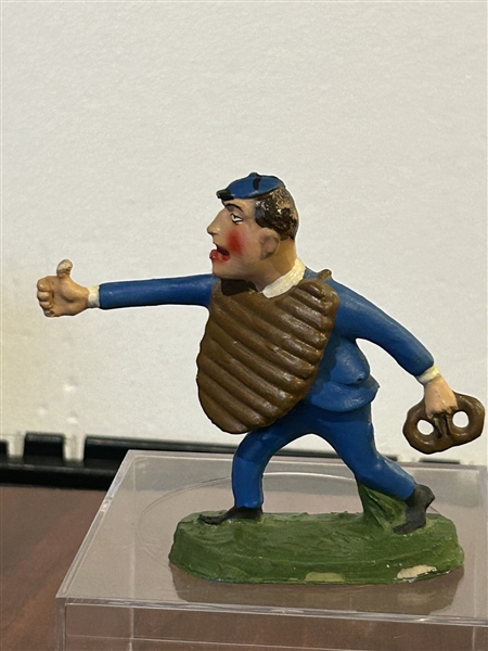 VINTAGE ITALIAN BASEBALL FIGURE - THE UMPIRE