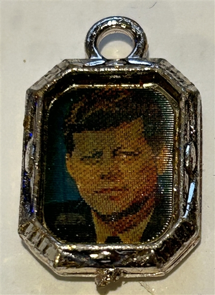 VINTAGE JFK FLICKER GUMBALL CHARM