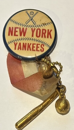 VINTAGE NEW YORK YANKEES PIN w/RIBBON & ATTACHMENTS