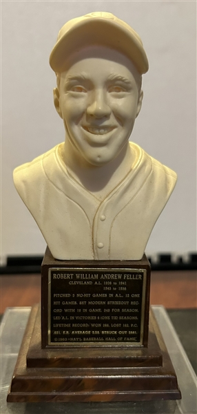 1963 BOB FELLER OF FAME BUST / STATUE