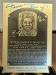 WILLIE MAYS SIGNED MINI GOLD HALL OF FAME PLAQUE w/JSA COA