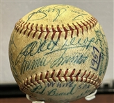 1957 CHICAGO WHITE SOX TEAM SIGNED BASEBALL - 31 SIGNATURES w/COA