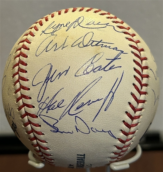 1961 NEW YORK YANKEES TEAM SIGNED BASEBALL - 17 SIGNATURES w/LOA