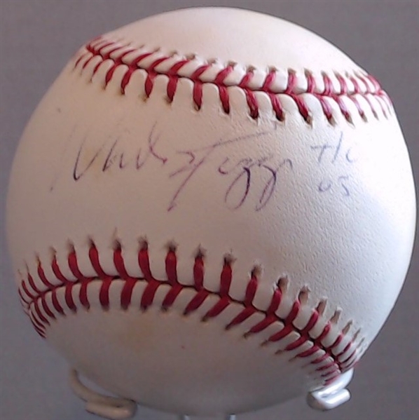 WADE BOGGS AUTHOGRAPHED BASEBALL W/ CAS COA