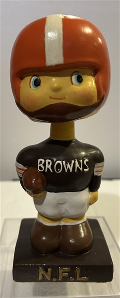 60's CLEVELAND BROWNS SQUARE BASE NFL EMBOSSED BOBBING HEAD