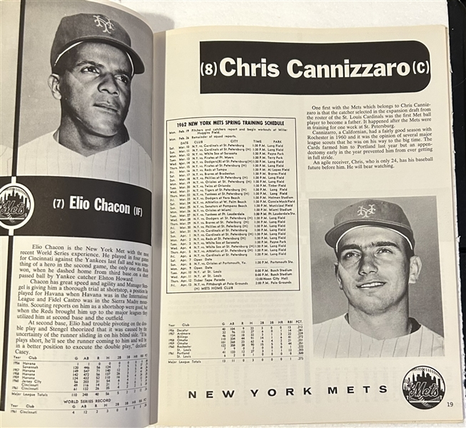 1962 NEW YORK METS YEARBOOK - 1st YEAR