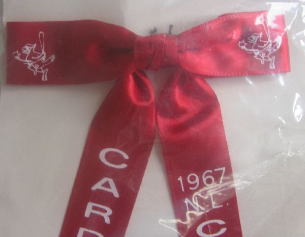 1967 ST. LOUIS CARDINALS N.L. CHAMPIONS BOW TIE - SEALED IN PACKAGE