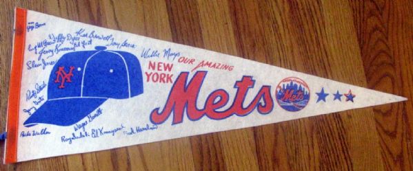 70's NEW YORK METS PENNANT w/PLAYER NAMES