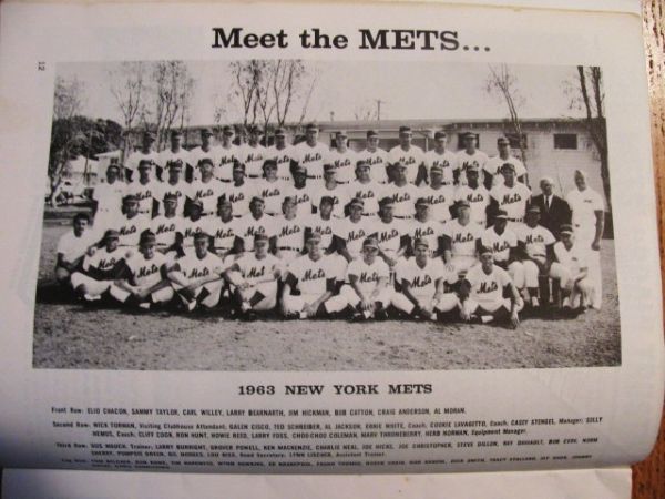 1963 NY METS OFFICAL YEARBOOK