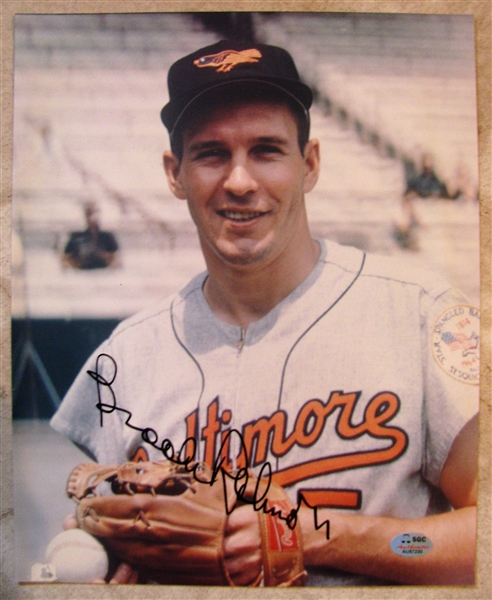 BROOKS ROBINSON SIGNED COLOR PHOTO w/SGC COA