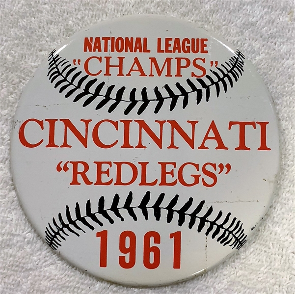 1961 CINCINNATI REDS NATIONAL LEAGUE CHAMPS OVER-SIZED PIN