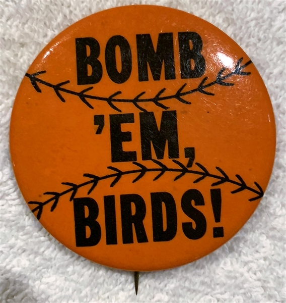 1966 BALTIMORE ORIOLES BOMB EM BIRDS PIN