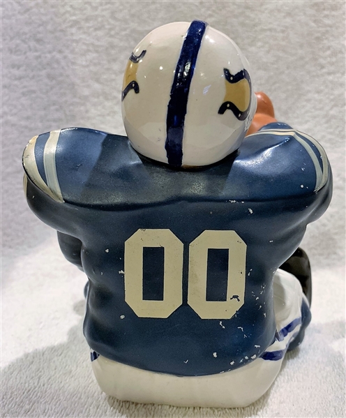 60's BALTIMORE COLTS  KAIL STATUE - LARGE DOWN-LINEMAN 