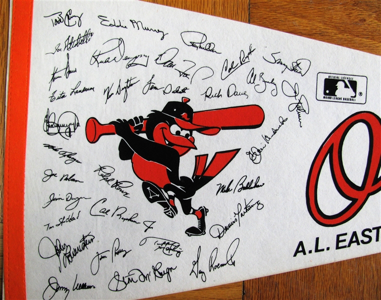 1983 BALTIMORE ORIOLES A.L. EAST CHAMPIONS PENNANT w/PLAYER NAMES