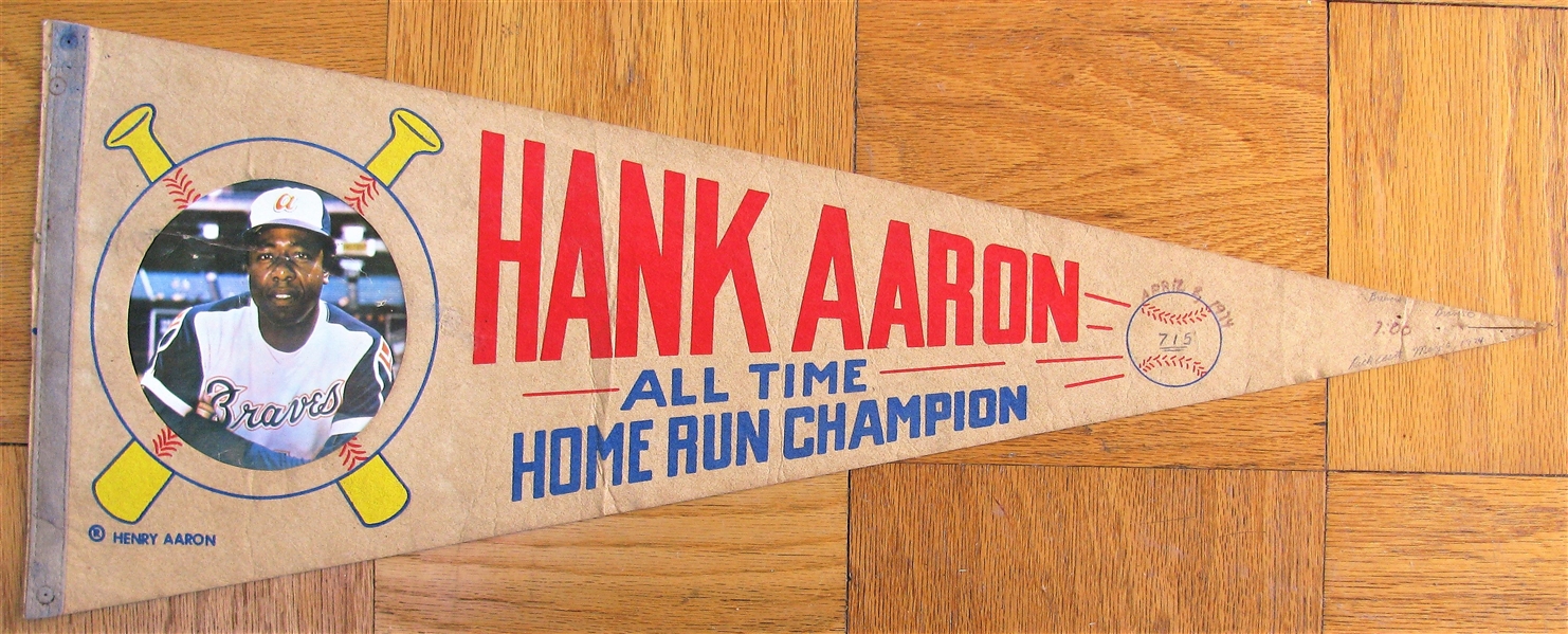1974 HANK AARON - ATLANTA BRAVES - ALL TIME HOME RUN CHAMPION PENNANT