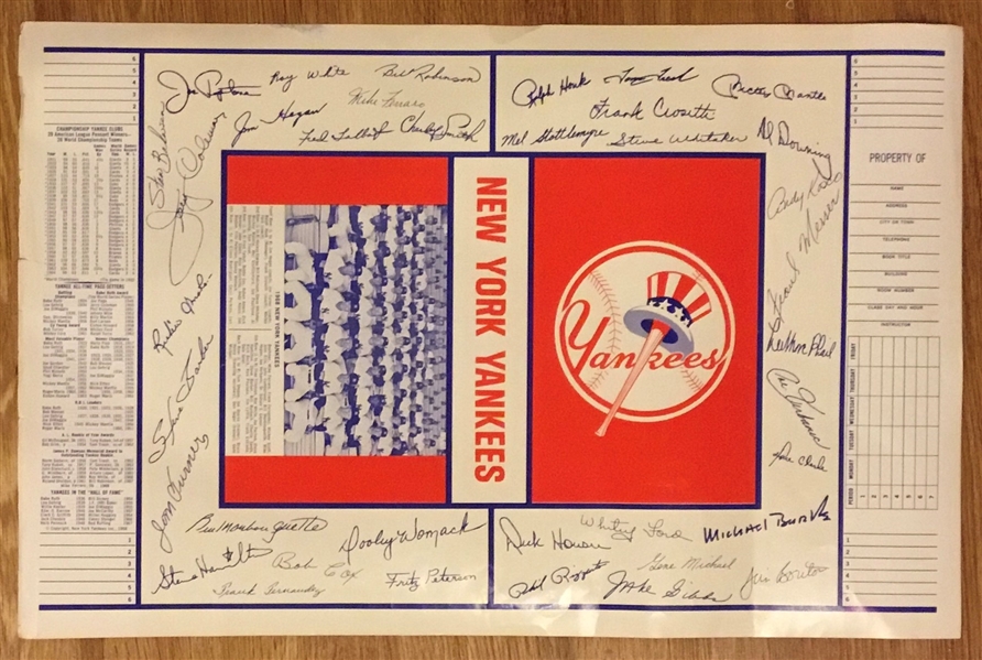 1968 NEW YORK YANKEES BOOK COVER w/TEAM PHOTO- INCLUDES MANTLE