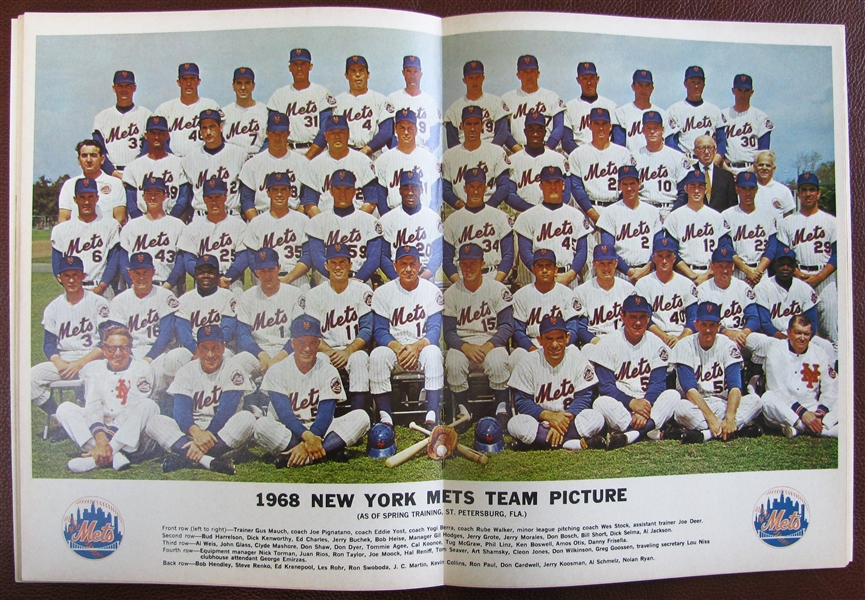 1968 NEW YORK METS YEARBOOK - HODGES COVER - REVISED EDITION