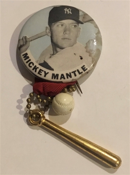 VINTAGE 50's MICKEY MANTLE PIN w/BLUE BACKGROUND