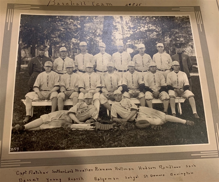 1924/25 ST. JOHN'S BASEBALL TEAM PHOTO