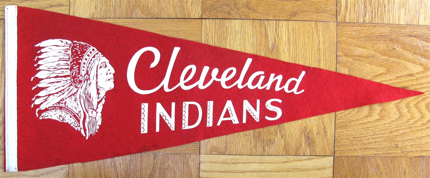 50's CLEVELAND INDIANS PENNANT - NEAR MINT