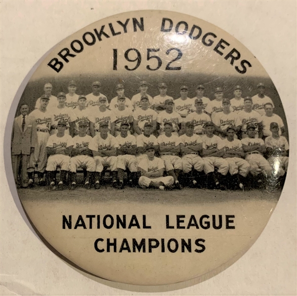 1952 BROOKLYN DODGERS NATIONAL LEAGUE CHAMPIONS TEAM PHOTO PIN