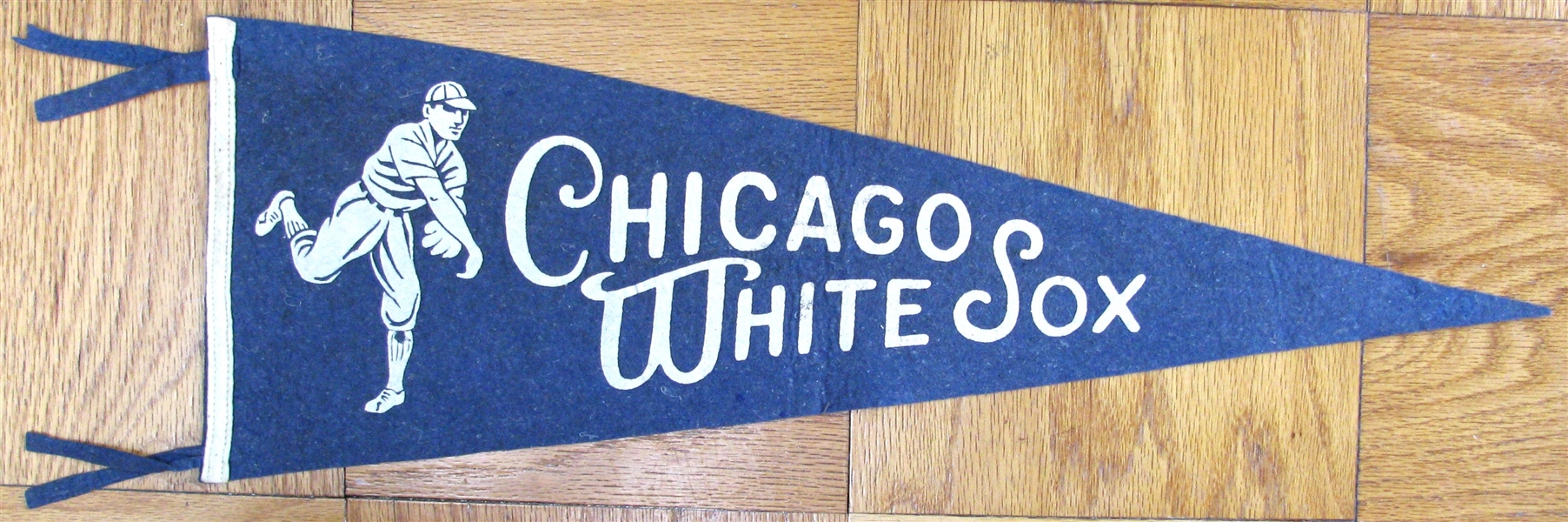 (RARE) 20's CHICAGO WHITE SOX 3/4 PENNANT