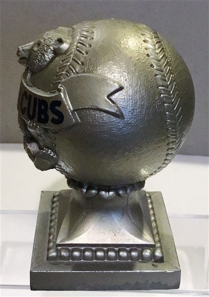 VINTAGE CHICAGO CUBS MASCOT PAPERWEIGHT - AWESOME!