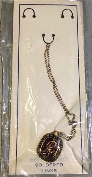 80's WASHINGTON REDSKINS NECKLACE SEALED IN PACKAGE