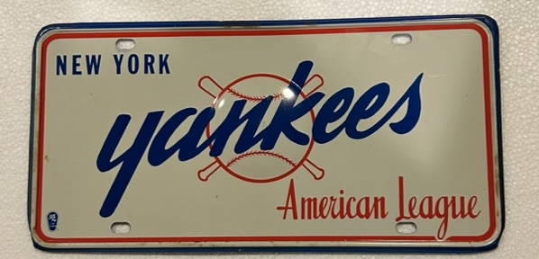 VINTAGE NEW YORK YANKEES LICENSE PLATE