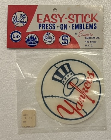 VINTAGE NEW YORK YANKEES EMBLEM - SEALED IN PACKAGE