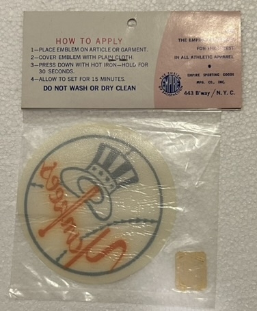 VINTAGE NEW YORK YANKEES EMBLEM - SEALED IN PACKAGE