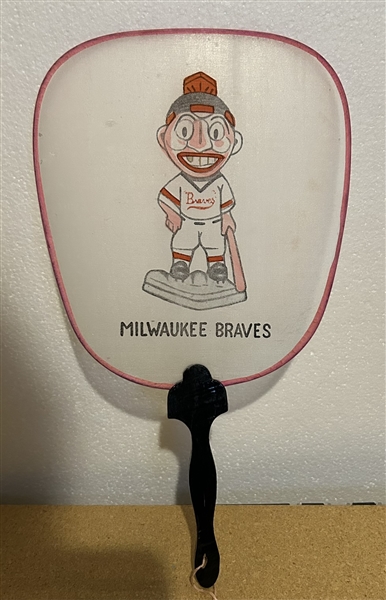 VINTAGE MILWAUKEE BRAVES SOUVENIR FAN