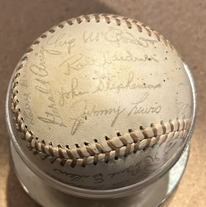 VINTAGE 1966 NEW YORK METS FACSIMILE SIGNED BASEBALL