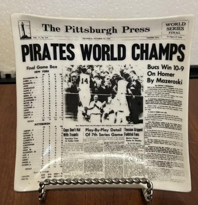 VINTAGE 1960 PIRATES WORLD CHAMPS TRAY