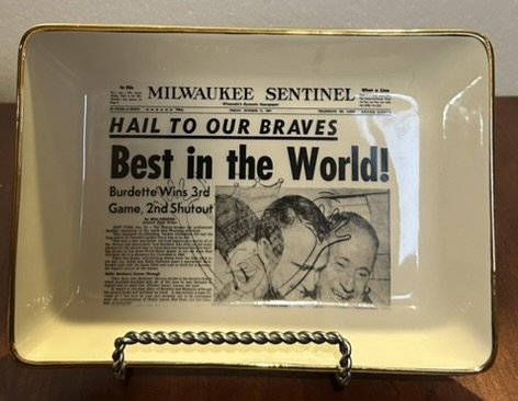 VINTAGE 1957 MILWAUKEE BRAVES WORLD CHAMPIONS TRAY