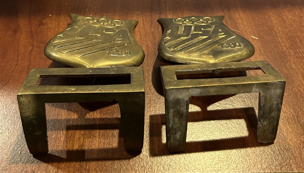 VINTAGE 1980 USA OLYMPIC BOOK ENDS