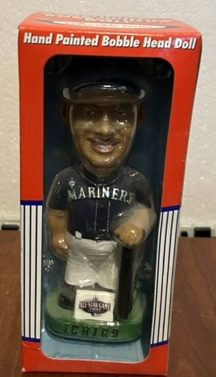 ICHIRO SUZUKI BOBBLE DOBBLES BOBBING HEAD - NRFB