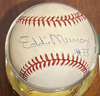 EDDIE MURRAY SIGNED BASEBALL w/SGC COA