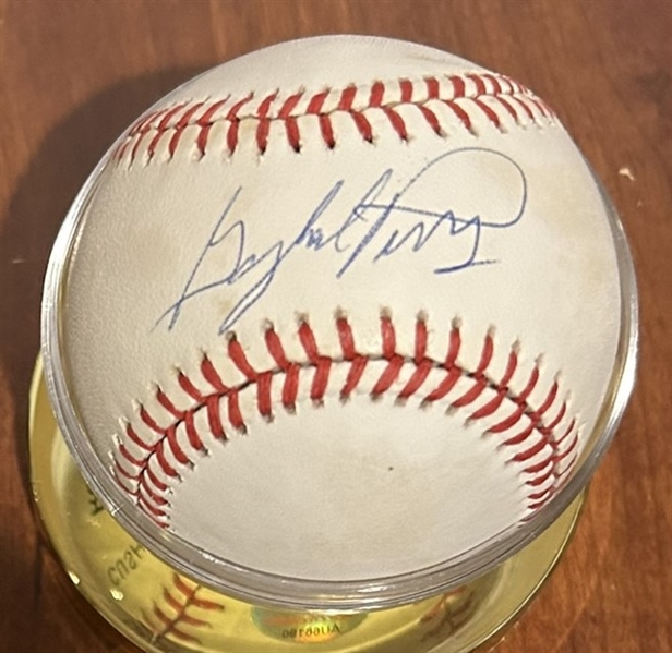 GAYLORD PERRY SIGNED BASEBALL w/SGC COA