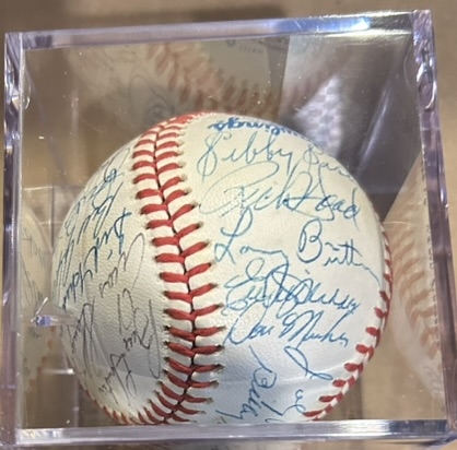 HALL OF FAME & STARS SIGNED BASEBALL w/CAS AUTHENTICATION