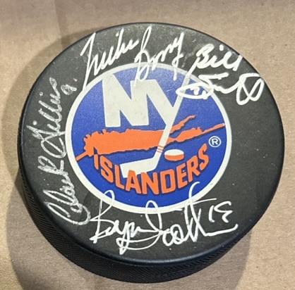  NEW YORK ISLANDERS MULTI SIGNED PUCK w/CAS COA