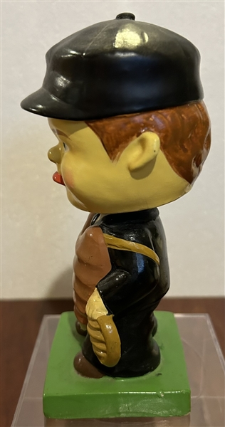 60's THE UMPIRE BOBBING HEAD - RARE