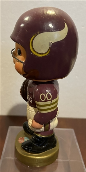 60's MINNESOTA VIKINGS TYPE 1 TOES-UP BOBBING HEAD