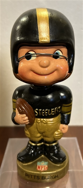 60's PITTSBURGH STEELERS TYPE 1 TOES-UP BOBBING HEAD