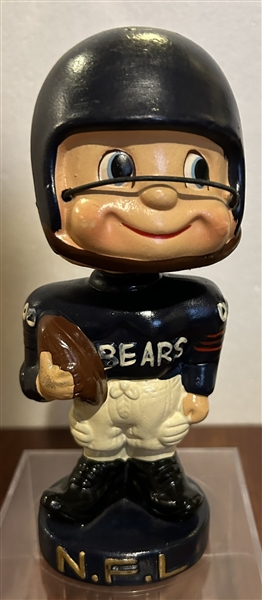 60's CHICAGO BEARS TYPE 1 TOES-UP BOBBING HEAD