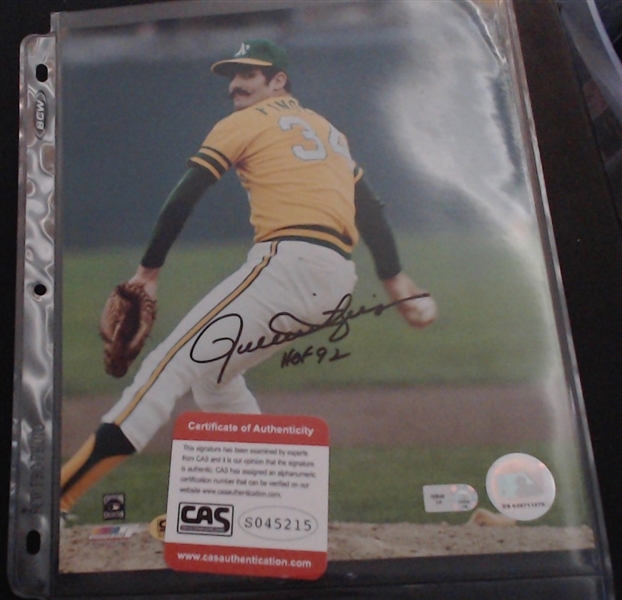 8x10 AUTO OF ROLLIE FINGERS W/CAS COA