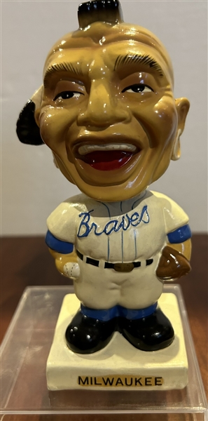 60's MILWAUKEE BRAVES WHITE BASE BOBBING HEAD